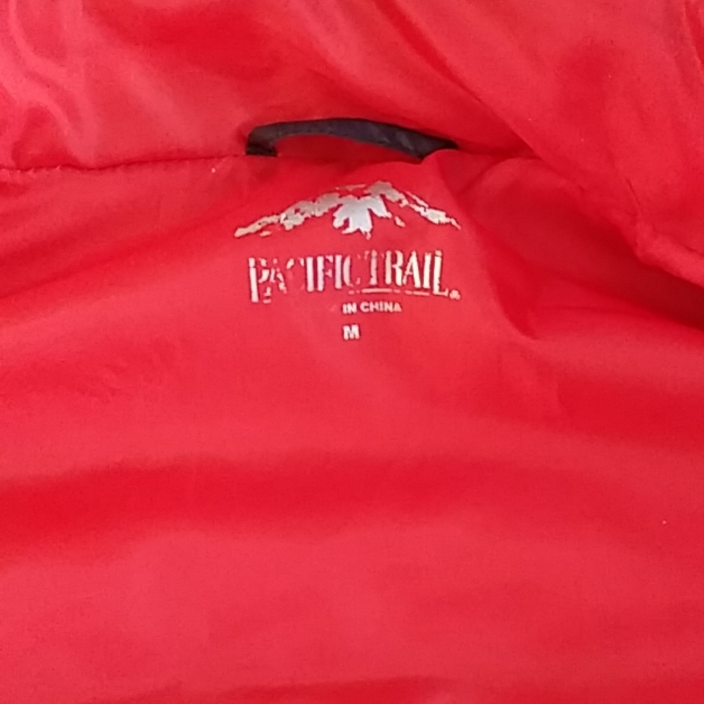 Vest - Picture 3 of 3